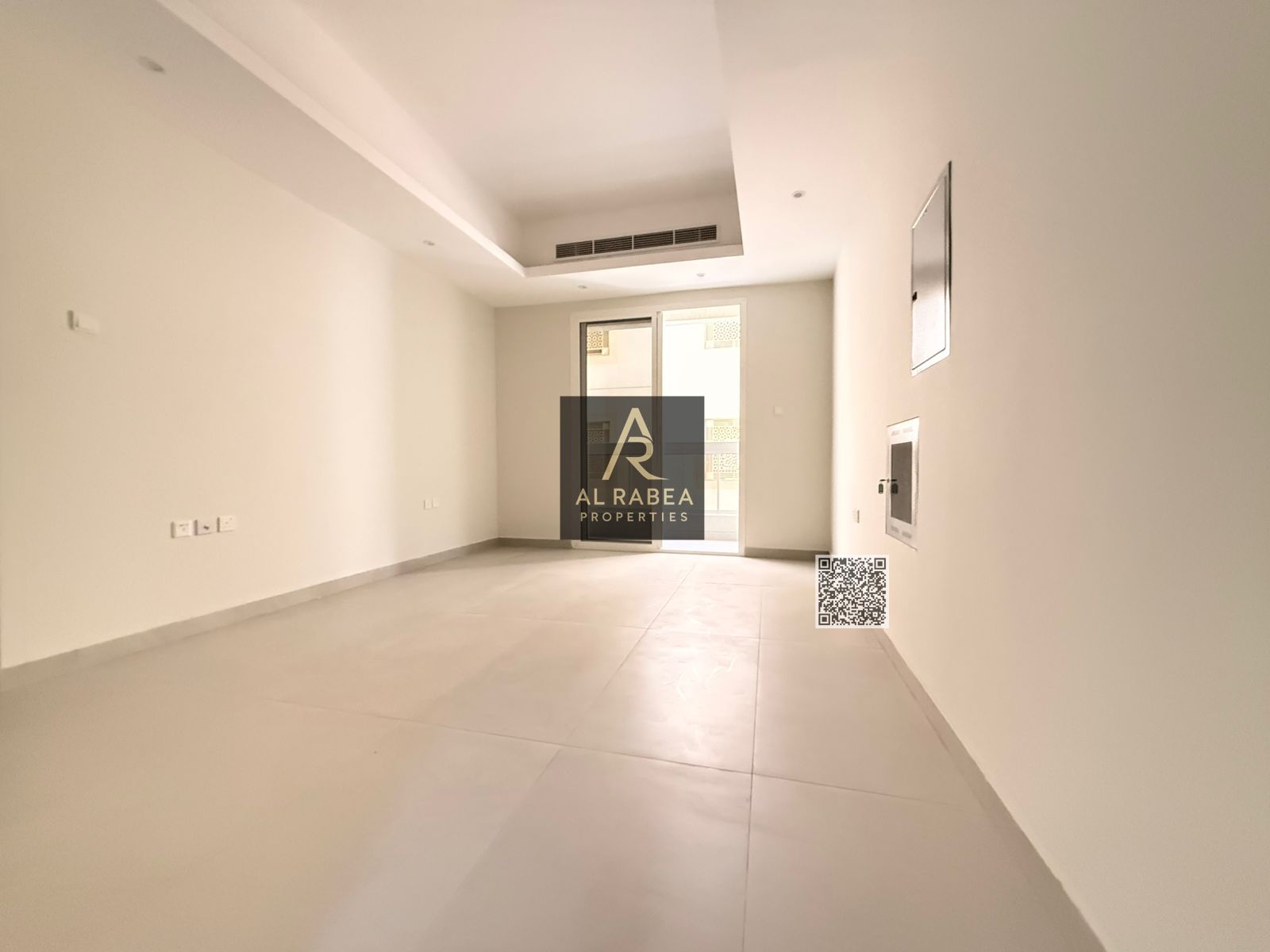 First occupancy, one-bedroom apartment with an open view, prime location