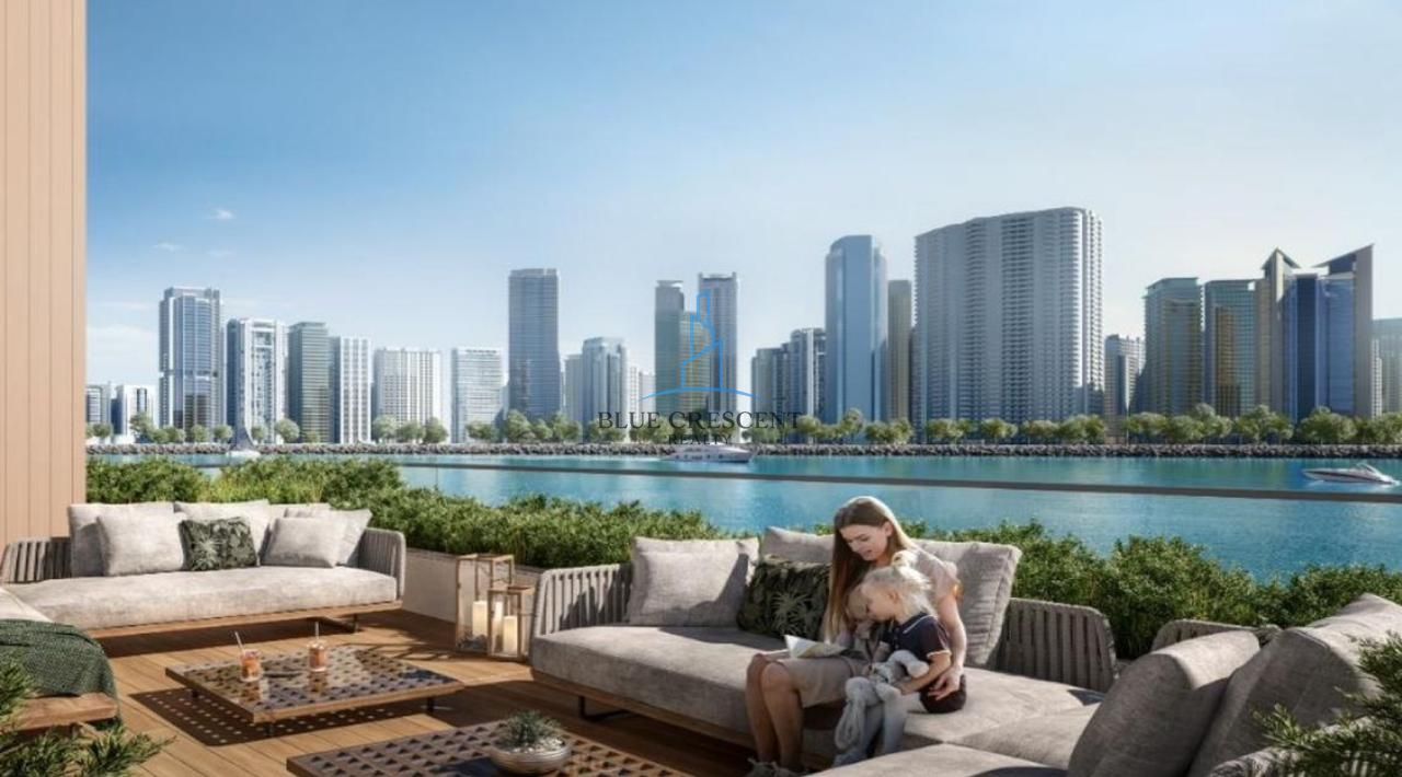 Oceanfront Spaces | Smart Concepts | Prime Beach Addresses