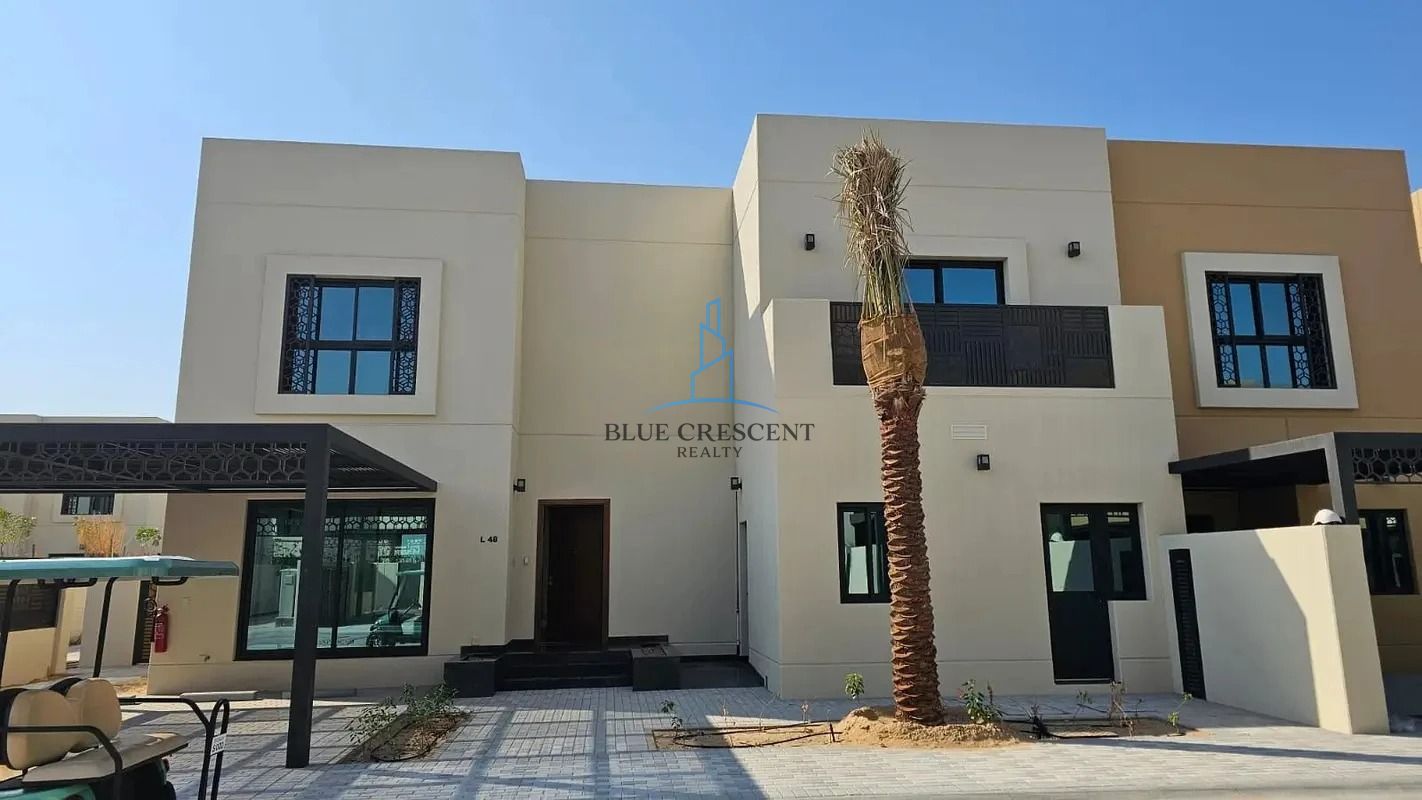 Sophisticated Finishes | Green Amenities | Exclusive Living