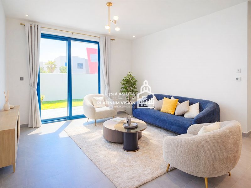 SINGLE ROW | Fully Furnished | Private Garden | Near the Gate
