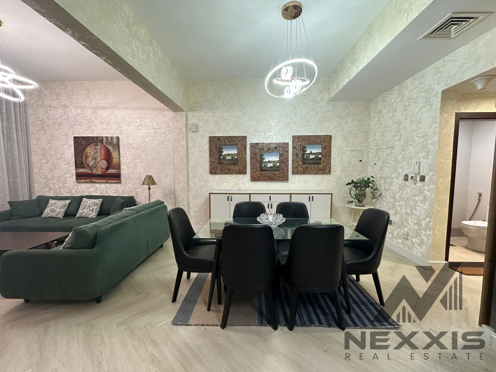 FULLY FURNISHED SPACIOUS 1BHK/AVAILABLE IN MULTIPLE CHEQUE