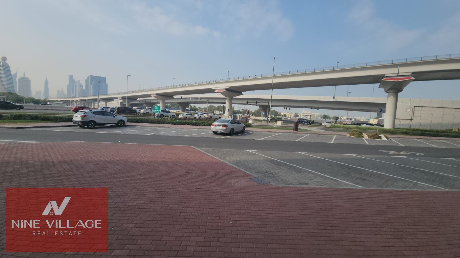 BIG SHOP FOR RENT – KARAMA MAIN ROAD | PRIME VISIBILITY | HIGH FOOTFALL