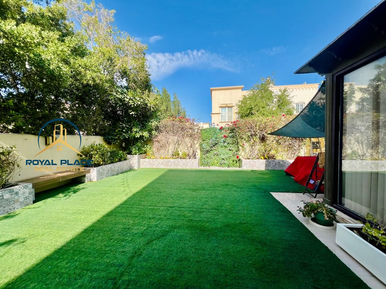 FULLY UPGRADED | VACANT | 4E | BIG LAYOUT | SPACIOUS