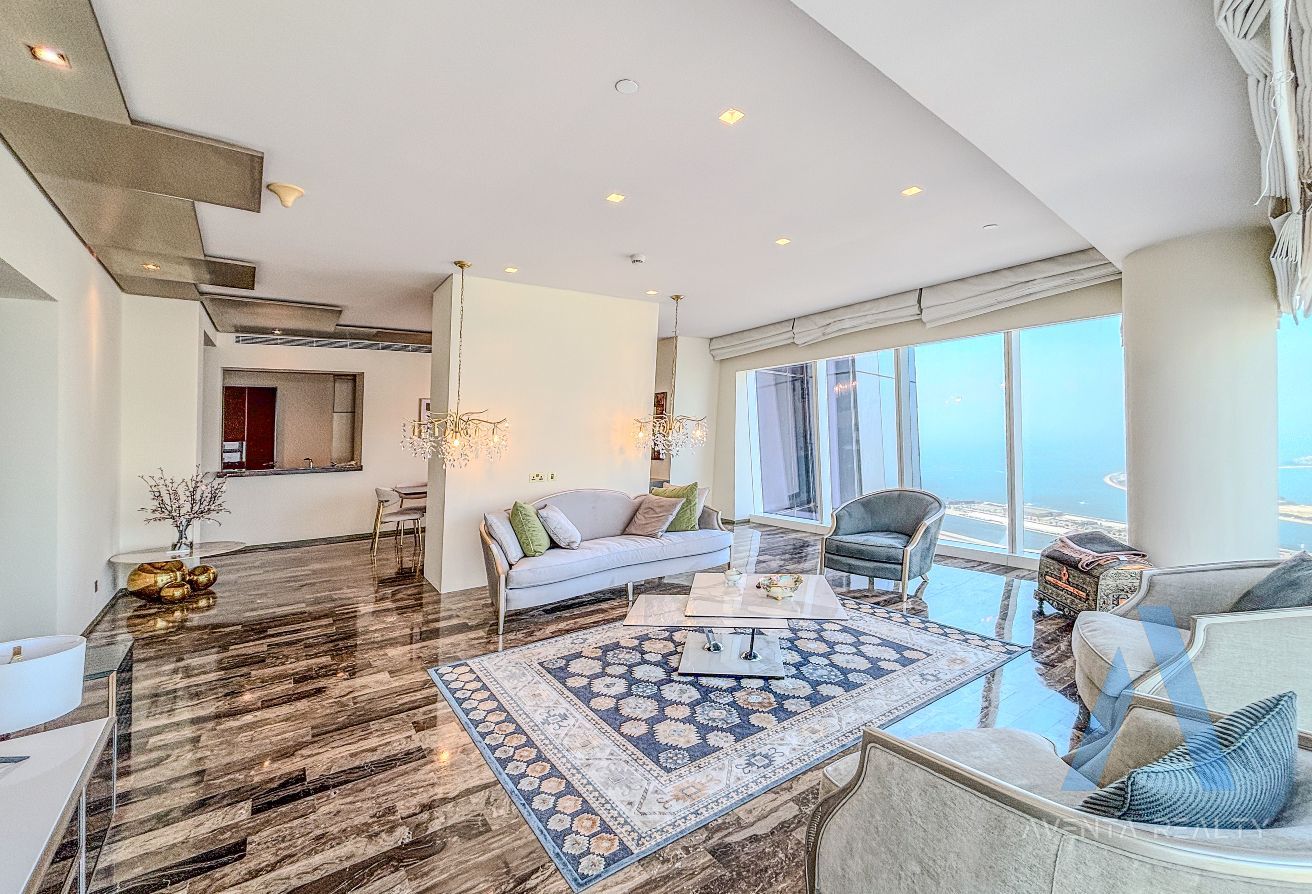 Available Now | Furnished | Unique