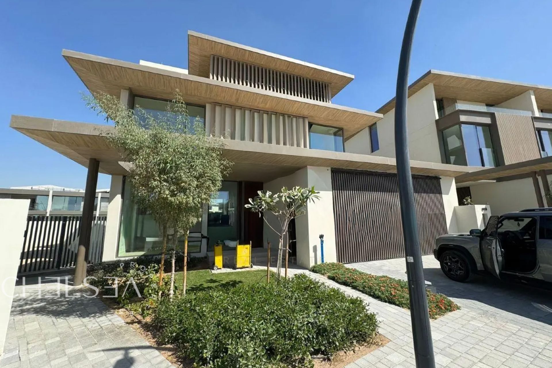 COMMUNITY VIEW | OPTIONS AVAILABLE | AREA EXPERT
