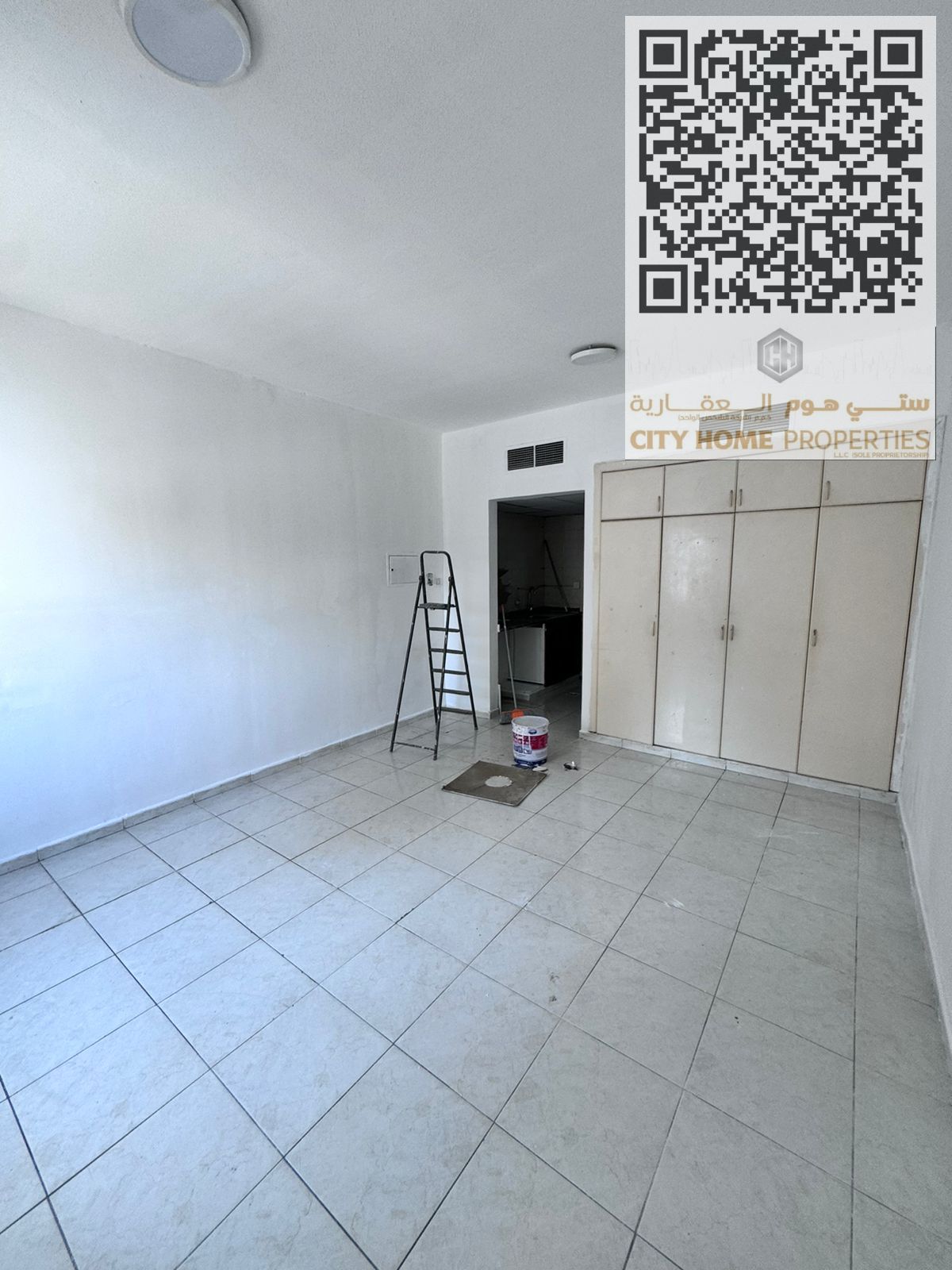 Studio with good space Separate kitchen Central air conditioning Built-in wardrobes Price: AED 21,000 per year Payment in 4 install