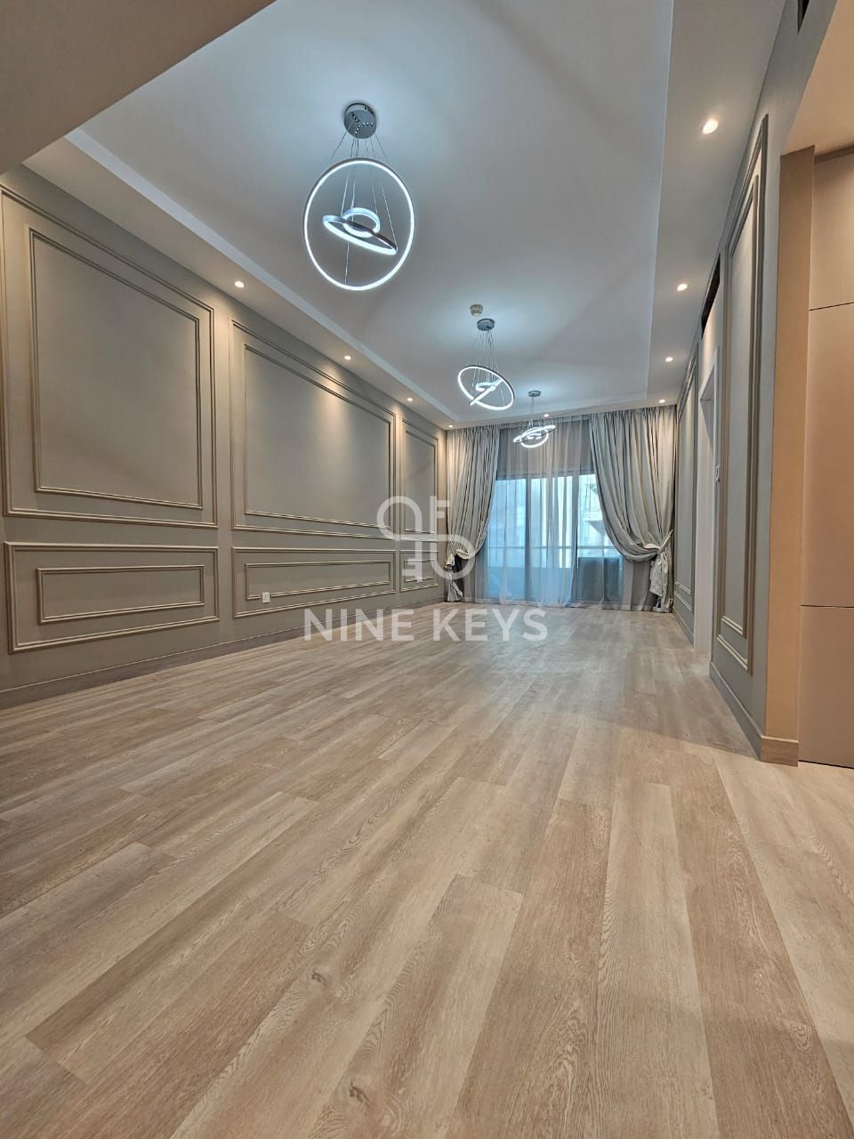 SEMI FURNISHED | Beautifully Upgraded | Largest 1 Bedroom Layout | Balcony | Close to Metro