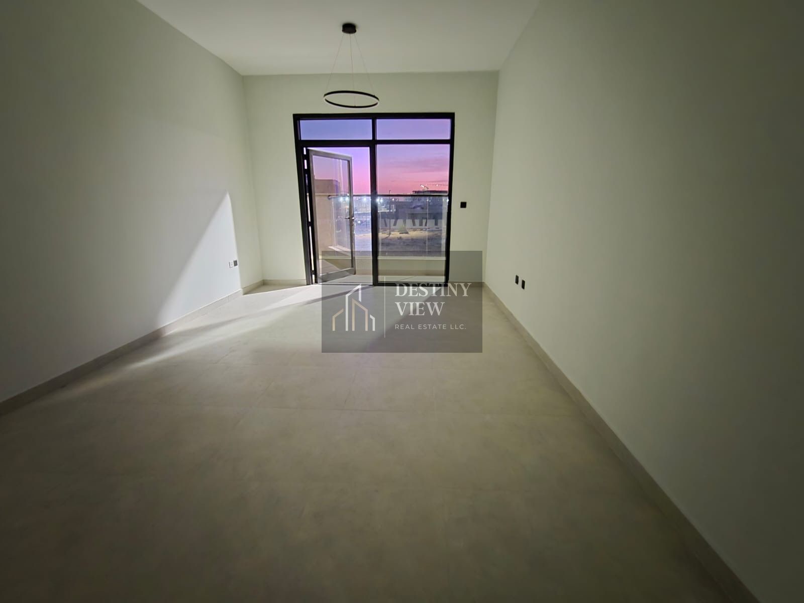 Spacious 1BR | 2 Bathrooms | 980 Sqft | Prime Location | AED 50K