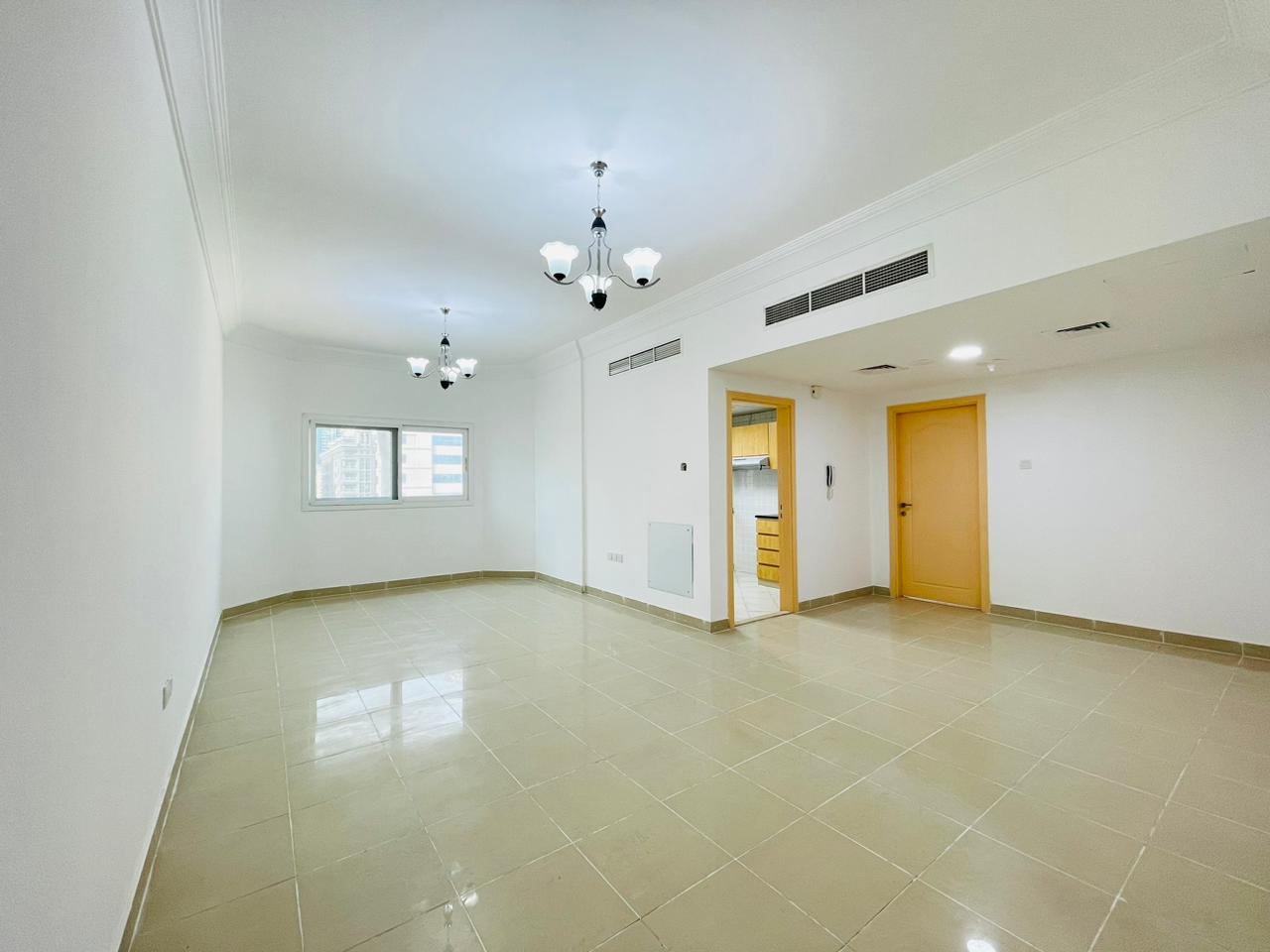 Luxury 1bhk with 2WashRoom 1master bedroom 15 days free Maintenance free rent 38k 6cheque payment Near by Sahara mall near by al nahda park