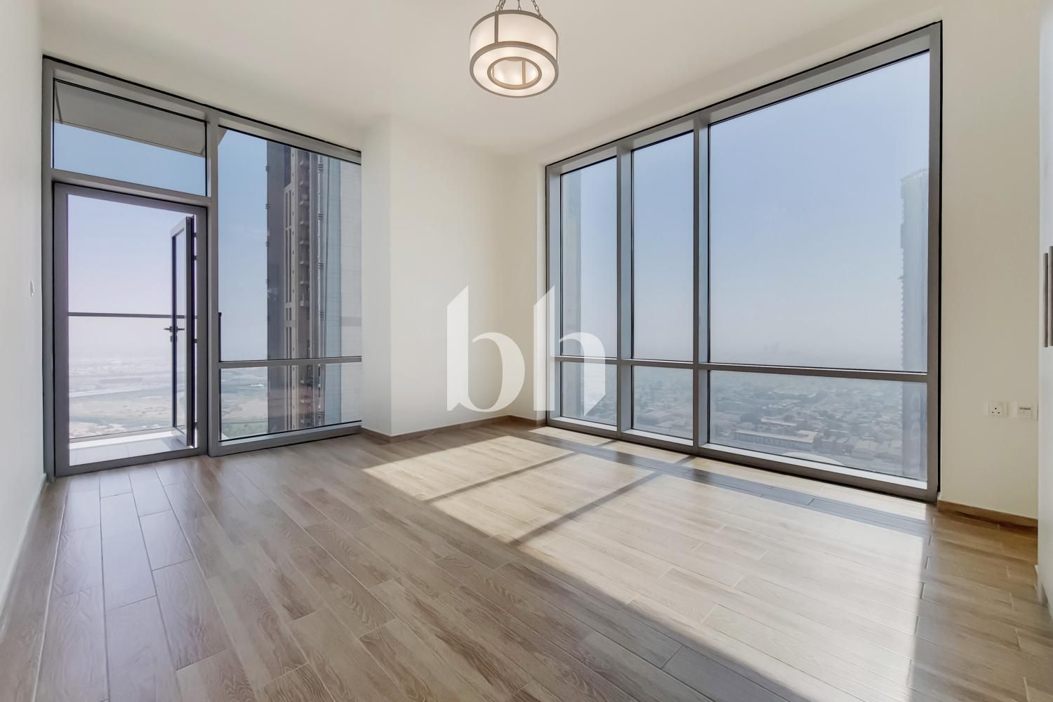 5 Bed Penthouse With Private Pool | Unfurnished |