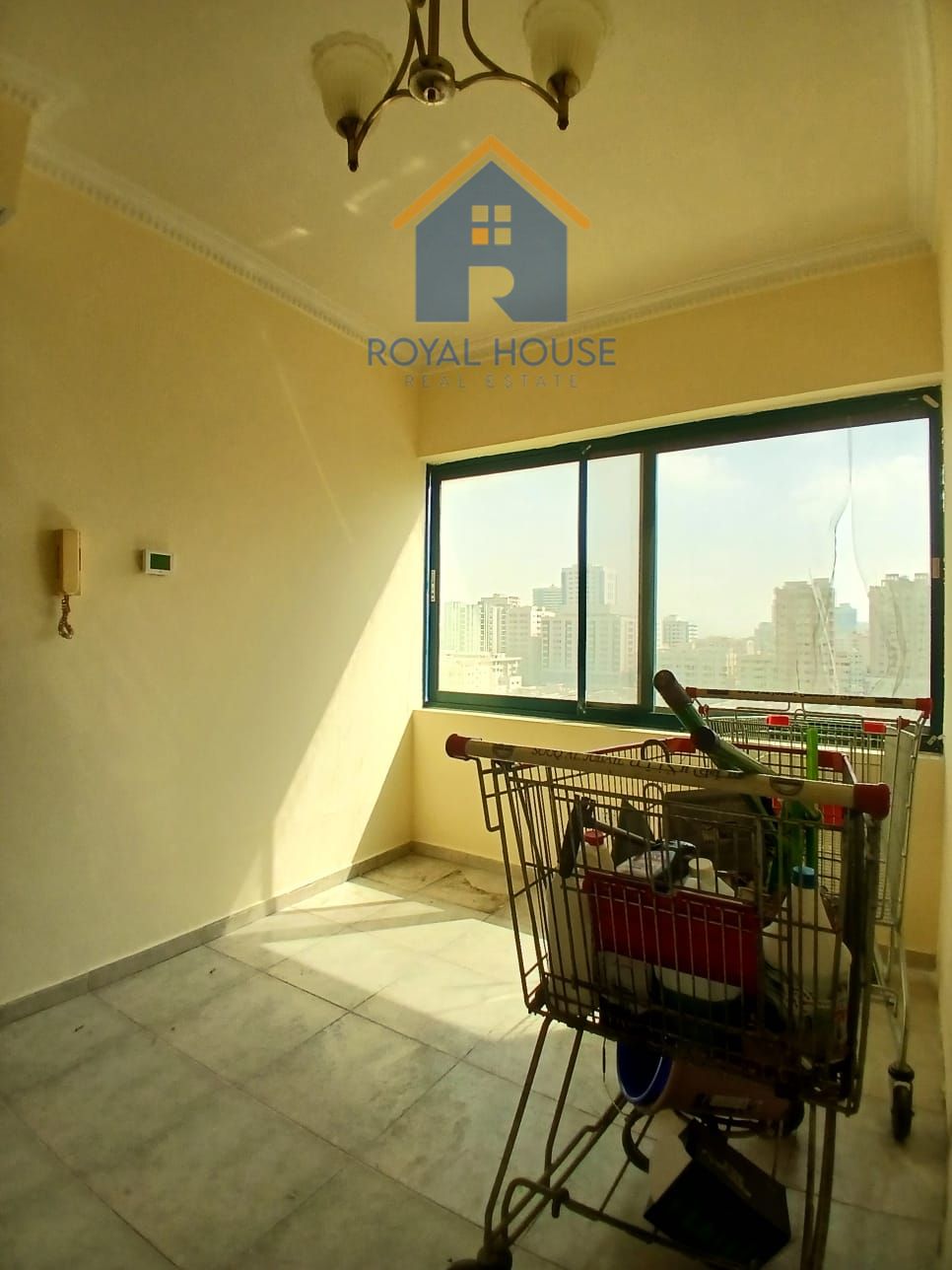 One bedroom and living room in Al-Muraijah