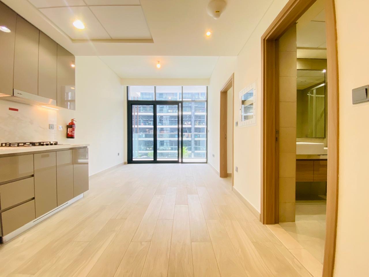 FITTED KITCHEN // FREE CHILLER // 4 CHEQUES // COZY ONE BEDROOM APARTMENT
