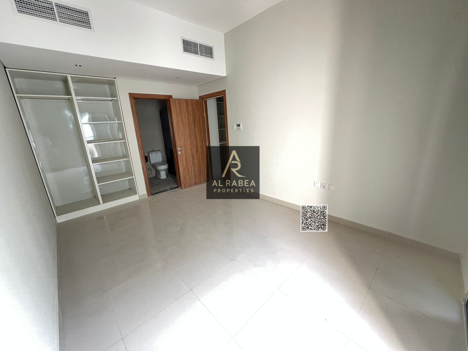 Two bedrooms and a living room, first occupancy in Al Nuaimiya. Near Al-Hikma School Two bathrooms, a balcony, and closets 47,000 in four installments
