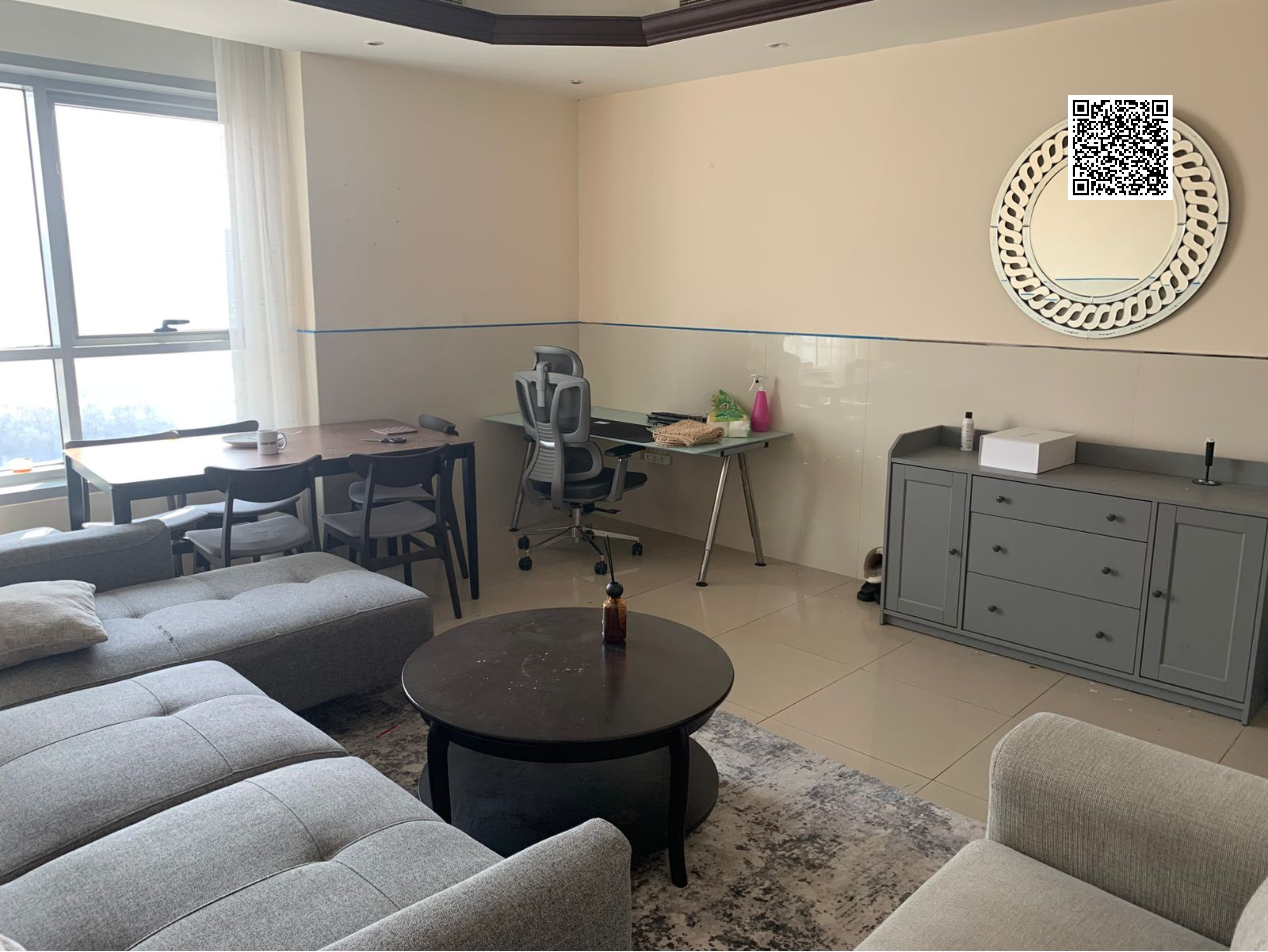 Stunning Unfurnished 1BHK City View for Yearly Rent - Corniche Tower
