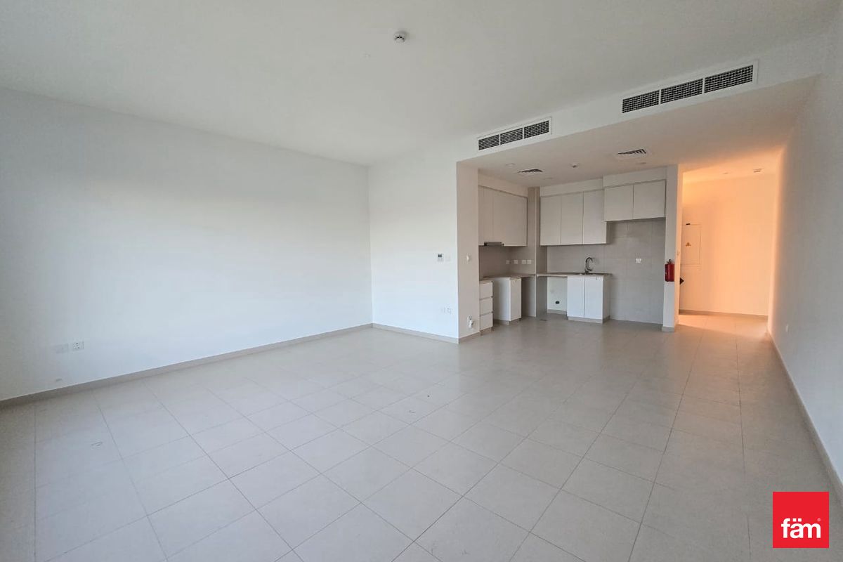 Unfurnished | Vacant | Community View