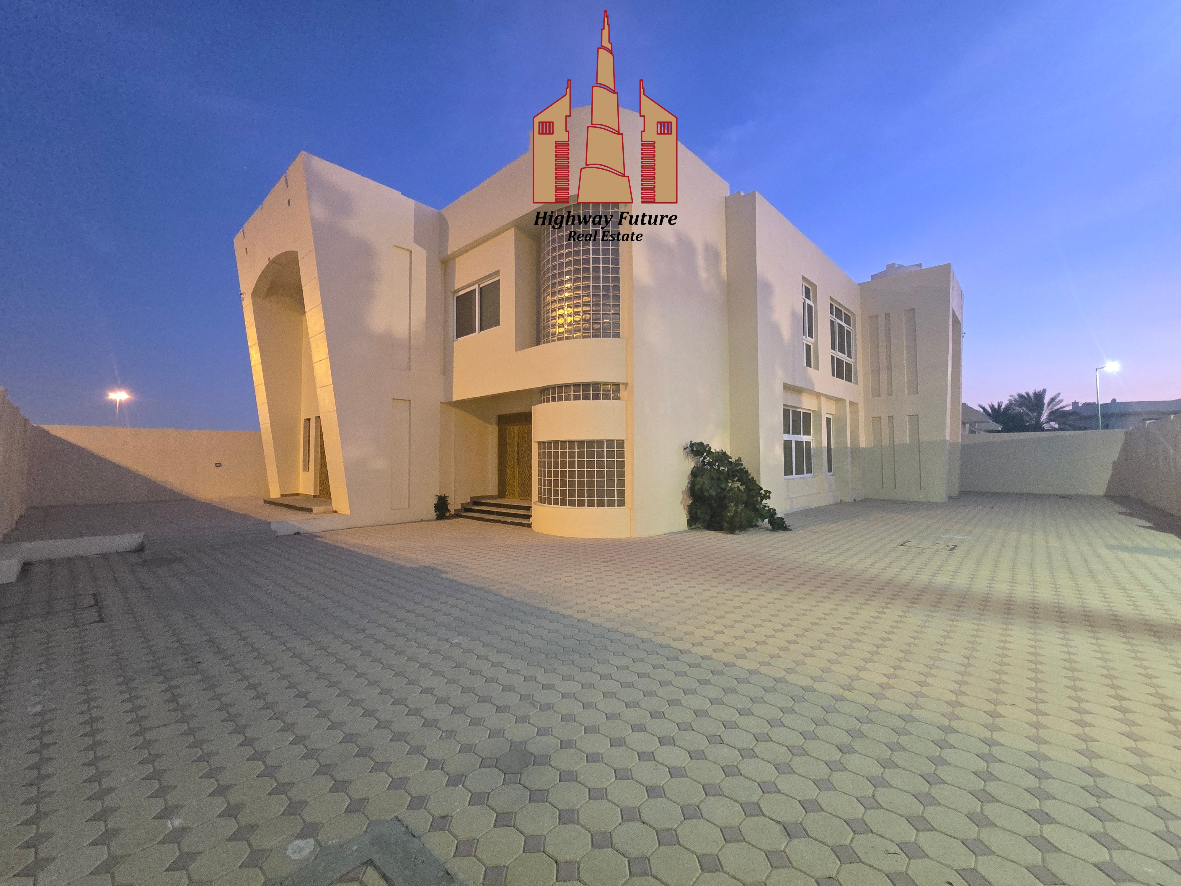 Prime Main Road 5 BHK Villa for Sale – Al Ramla, Sharjah @3 Million