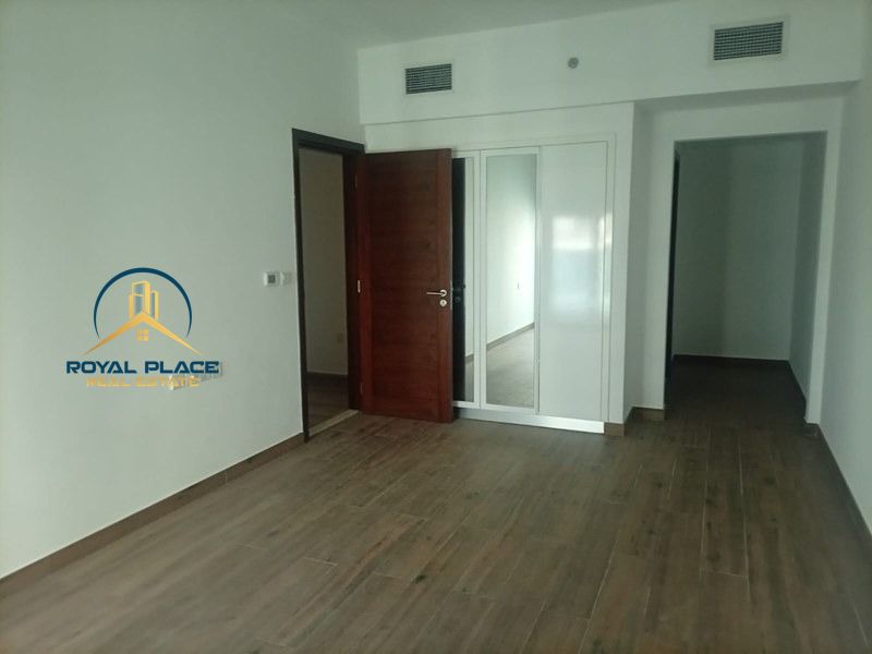 2 Plus study | Spacious | Near Metro | Pool View