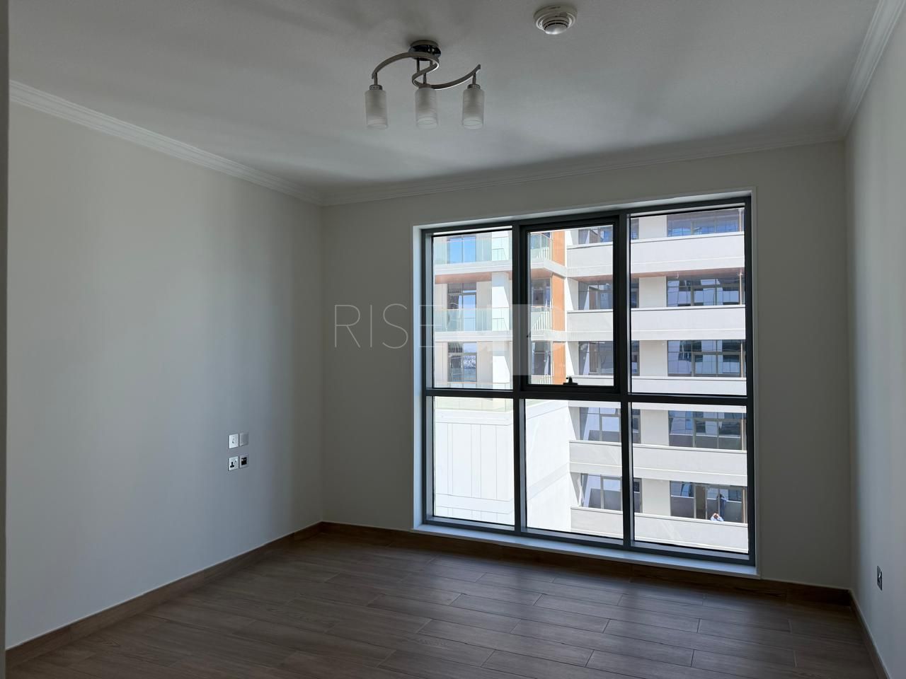 Ready to Move | Good Price | Bright and Elegant
