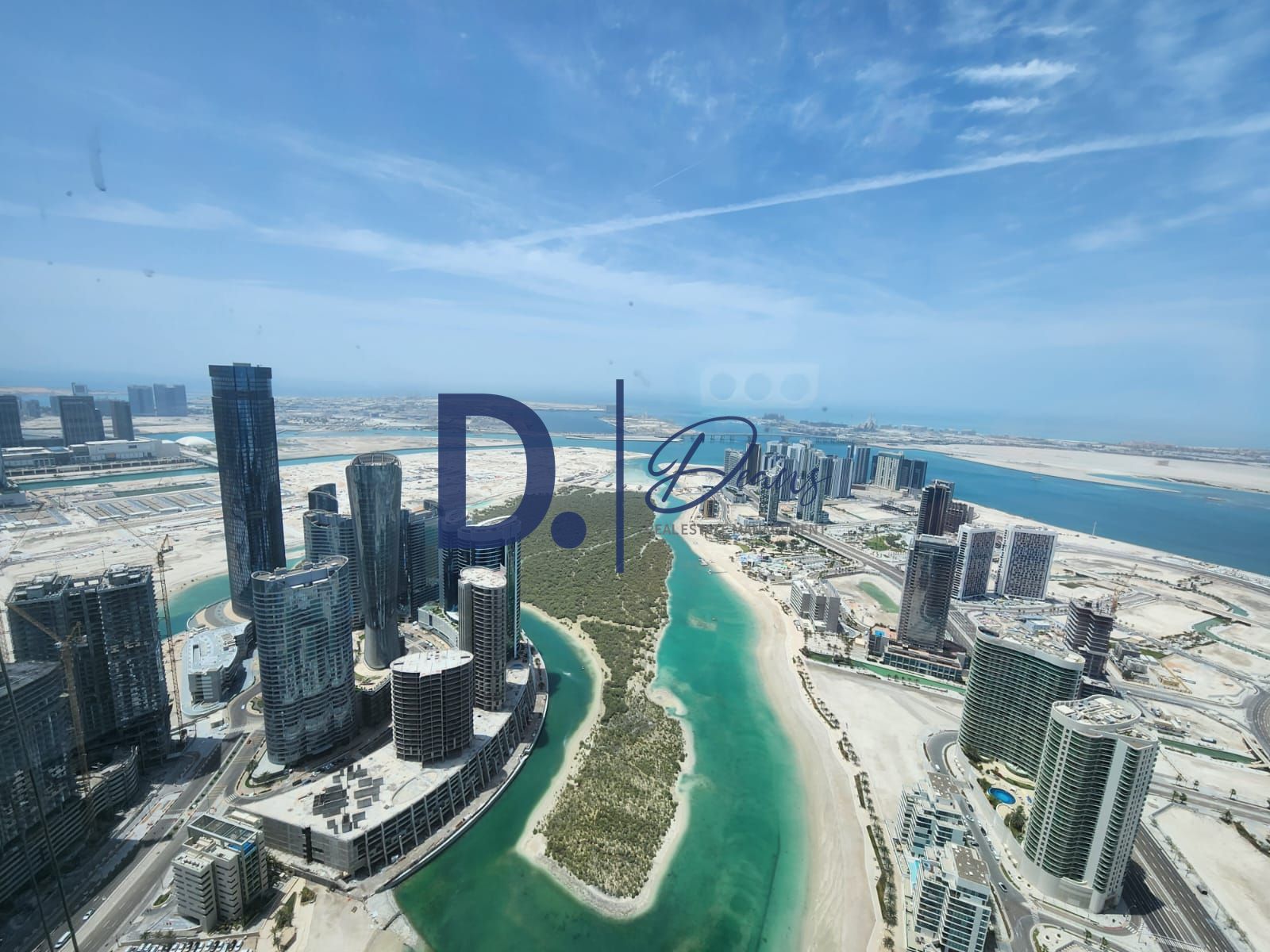 Prime Sky Tower Living | 4BR + Maid |Sea View