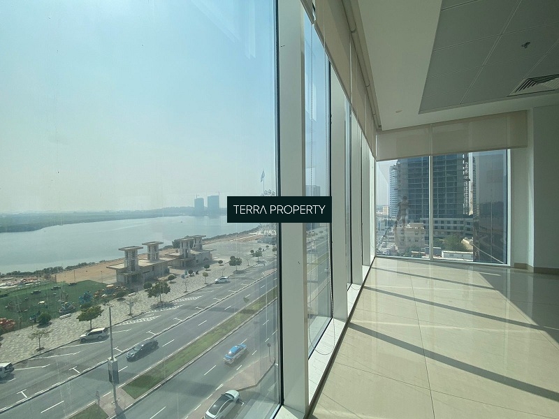 Book Now! Prime and Accessible Office Location
