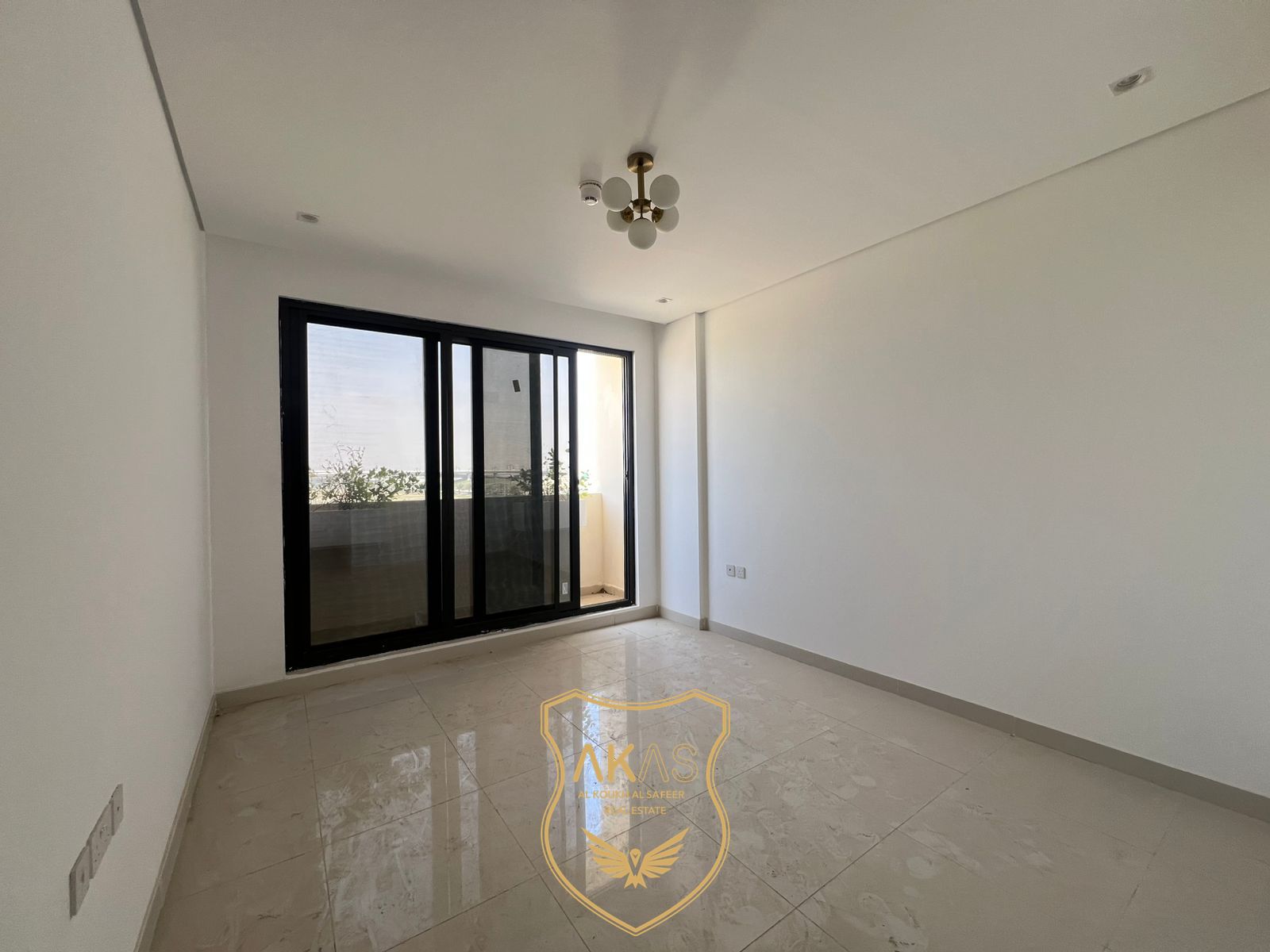 Brand New luxury 1BHK with Balcony. Best place for family