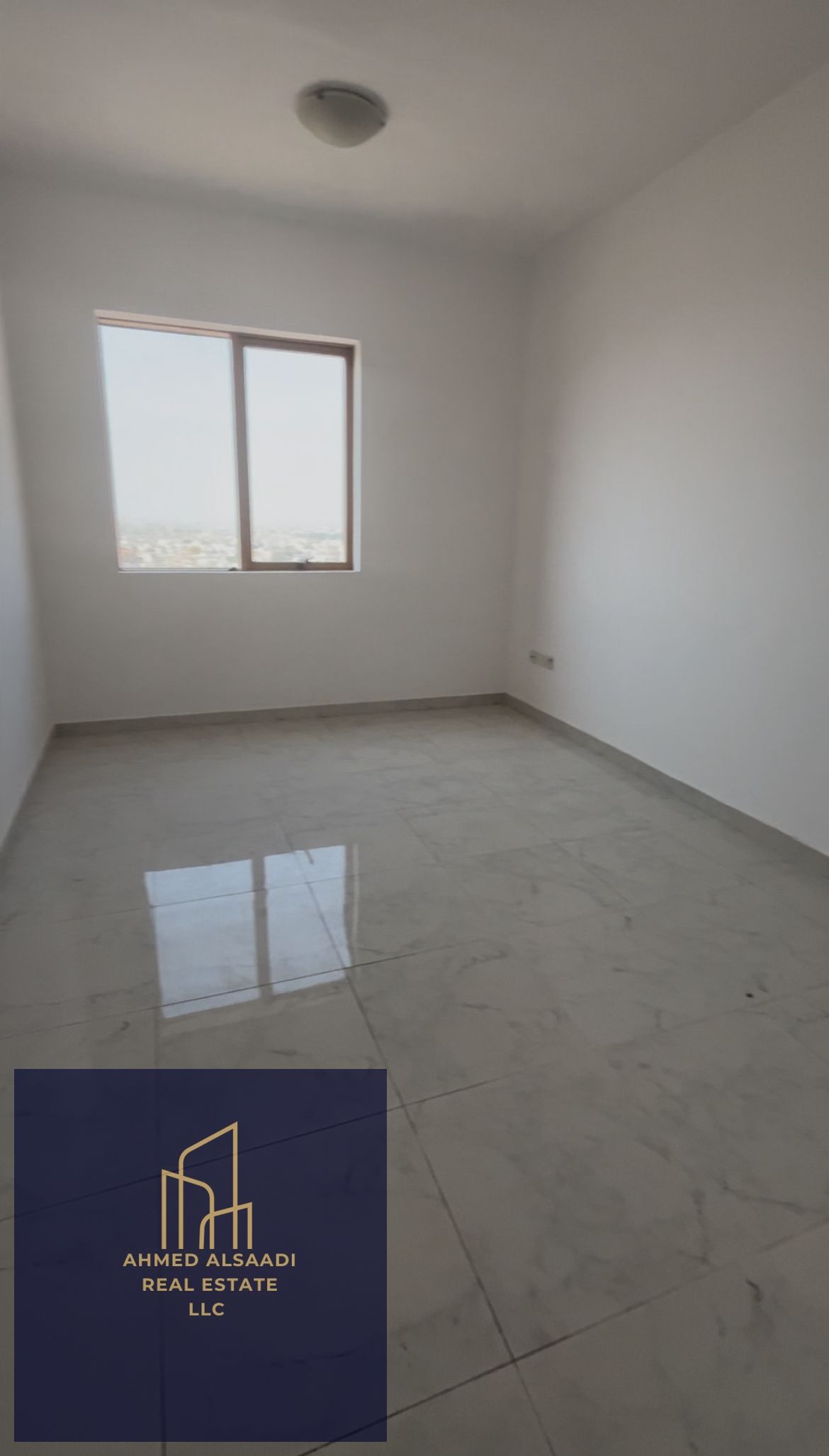 Just pay down payment and live in it 2 bedroom apartment ready to move