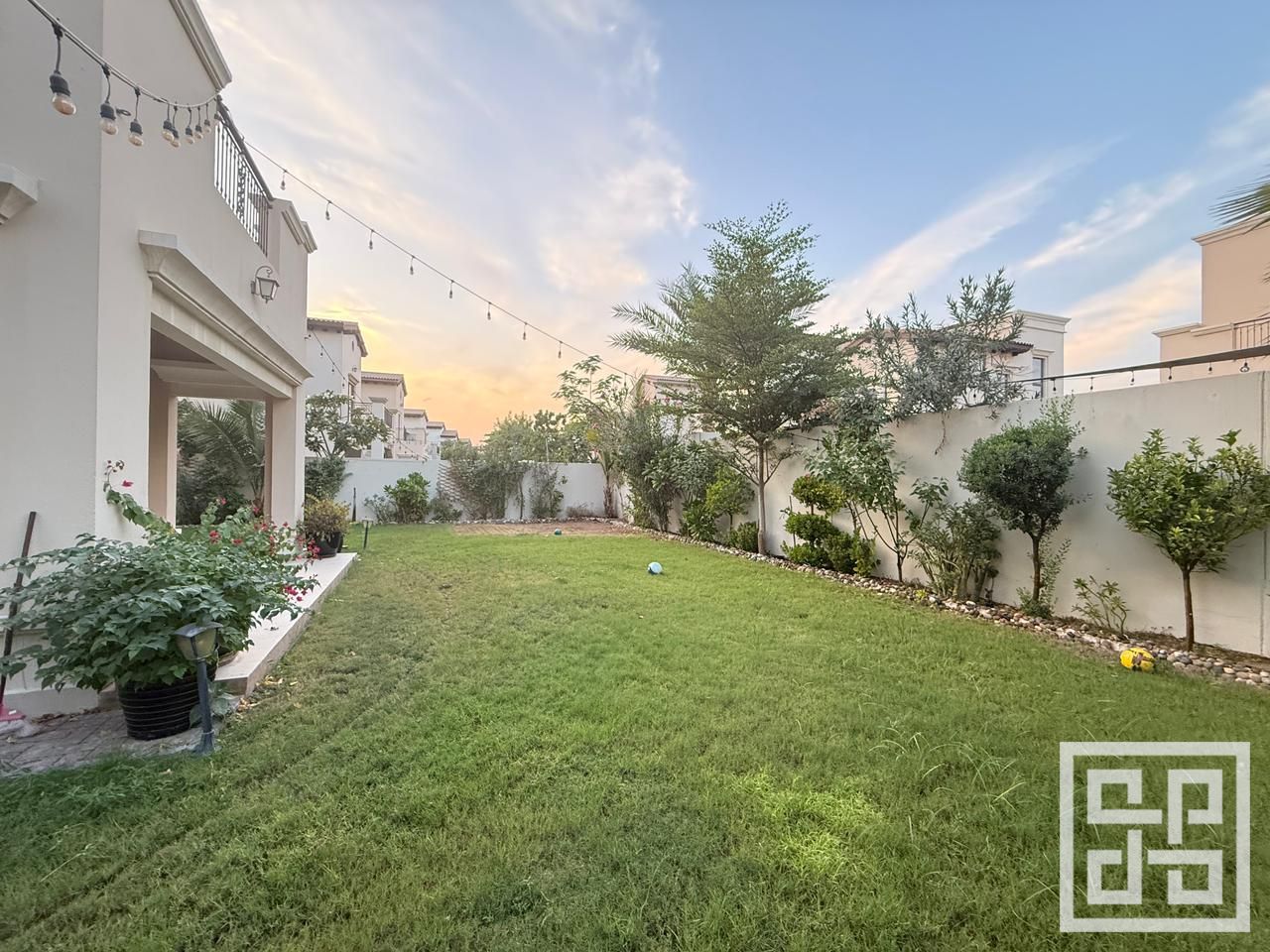 Vacant | Huge Plot | Gated Community | Rosa 2