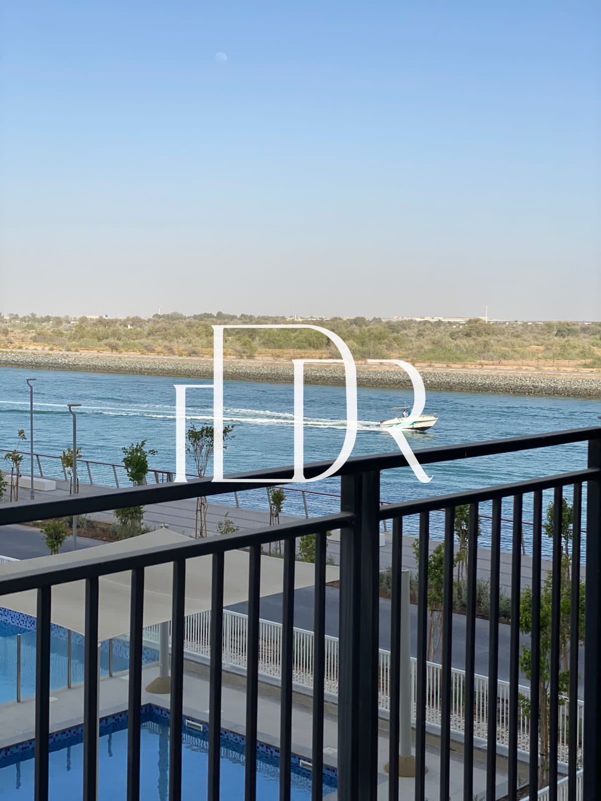 Modern 1BR Apartment | Water View | Balcony