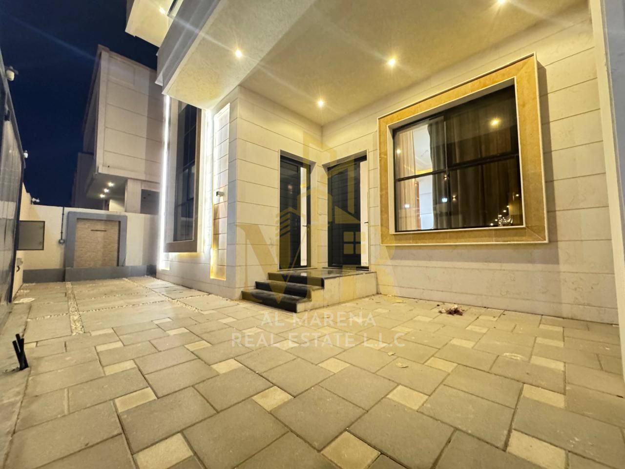 Villa in Al Yasmin, first occupancy, central air conditioning, freehold ownership for all nationalities. Price includes electricity and water.