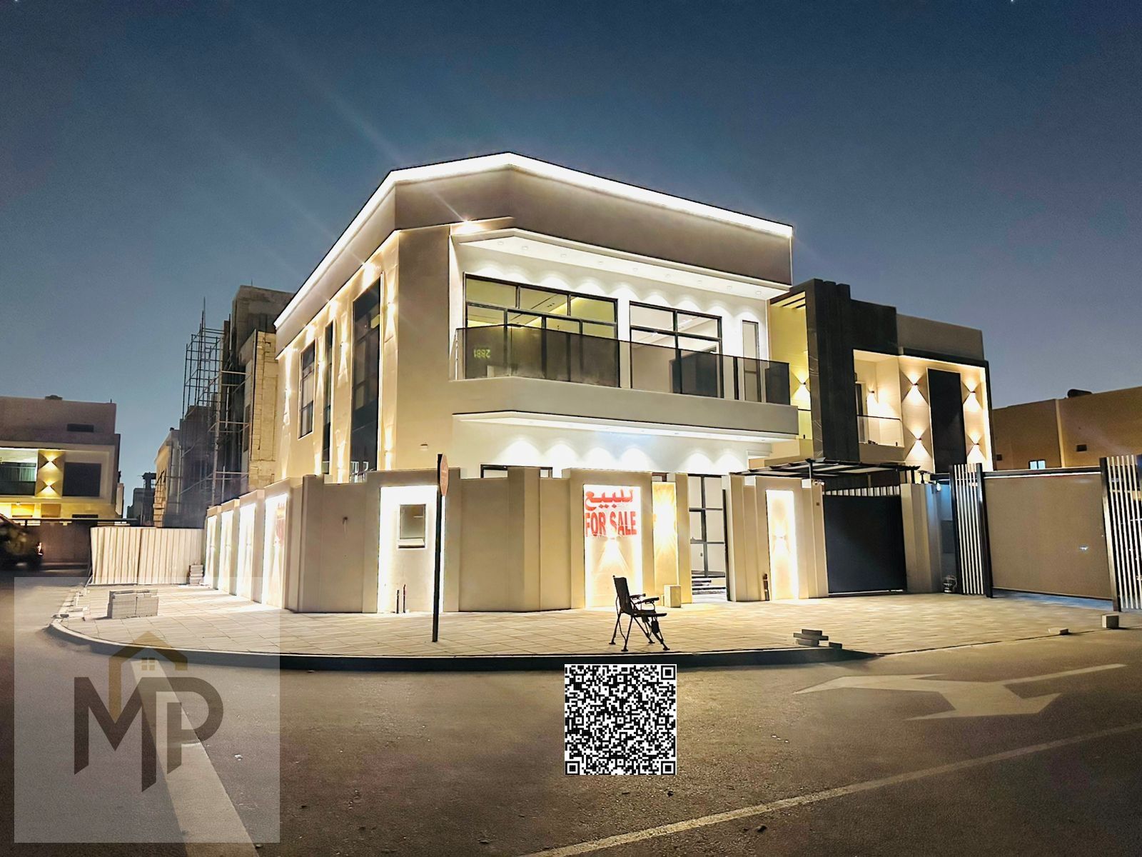 Own now a luxury villa in Al Bahia with five master bedrooms + roof and sitting area at an attractive price!