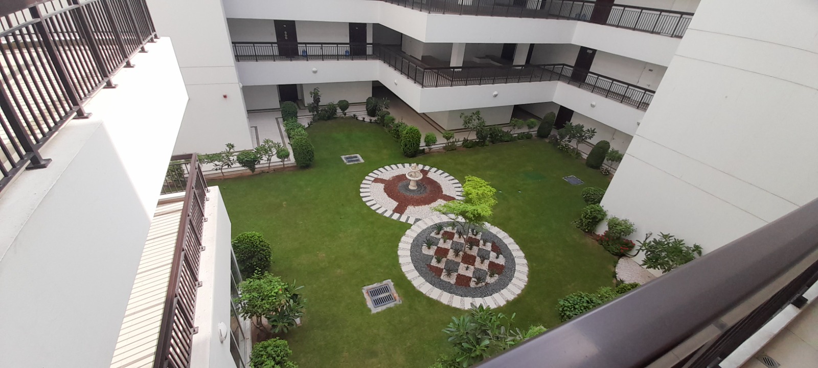Spacious for family / converted 2bhk / ready to move / near business bay