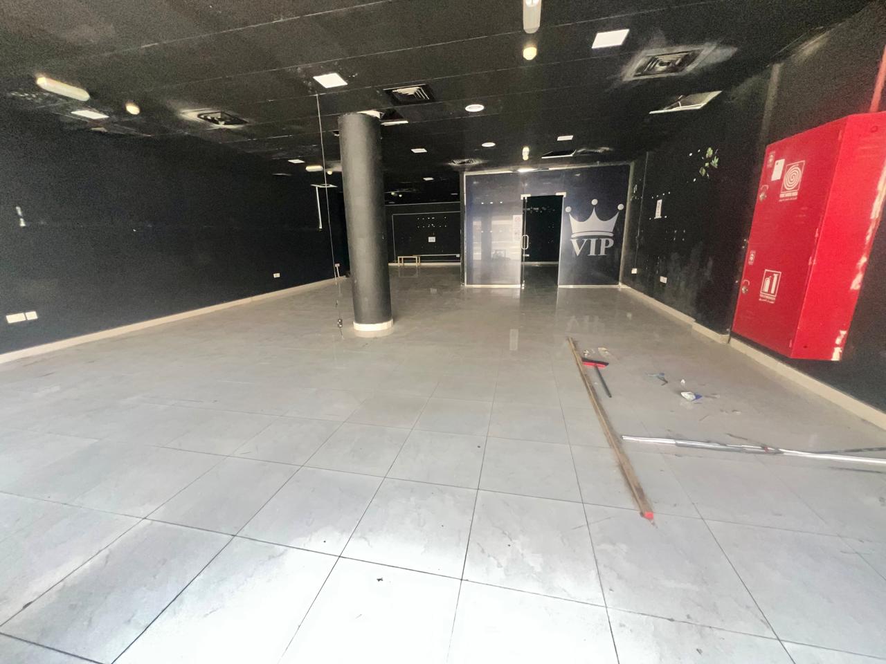 Very Big Nice Location// Shop With 2 Bathroom Cal To Ali Bhatti?