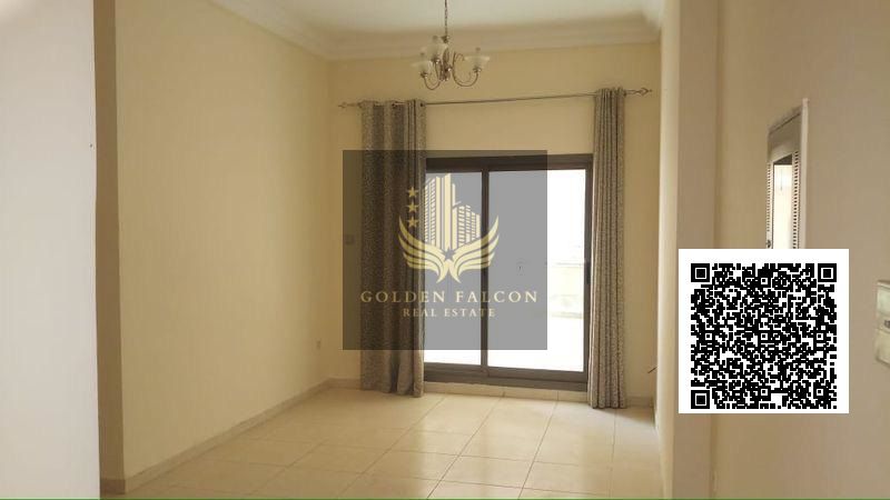 Spacious Unfurnished 2 Bedroom Apartment with Balcony & Parking in Emirates City