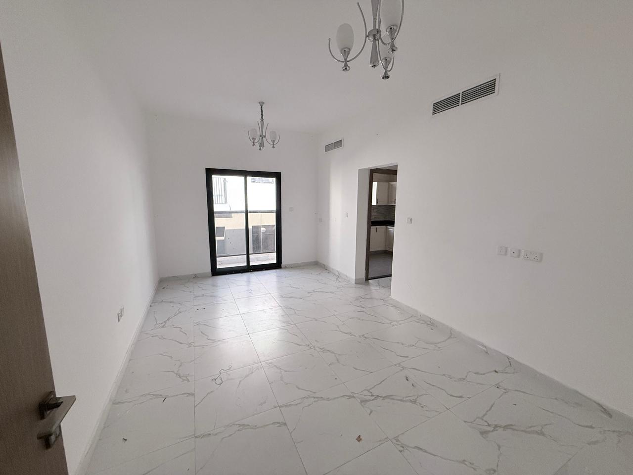 Spacious Apartment | 2nd Tenant | 33K | Al Alia, Ajman | 6 Cheques