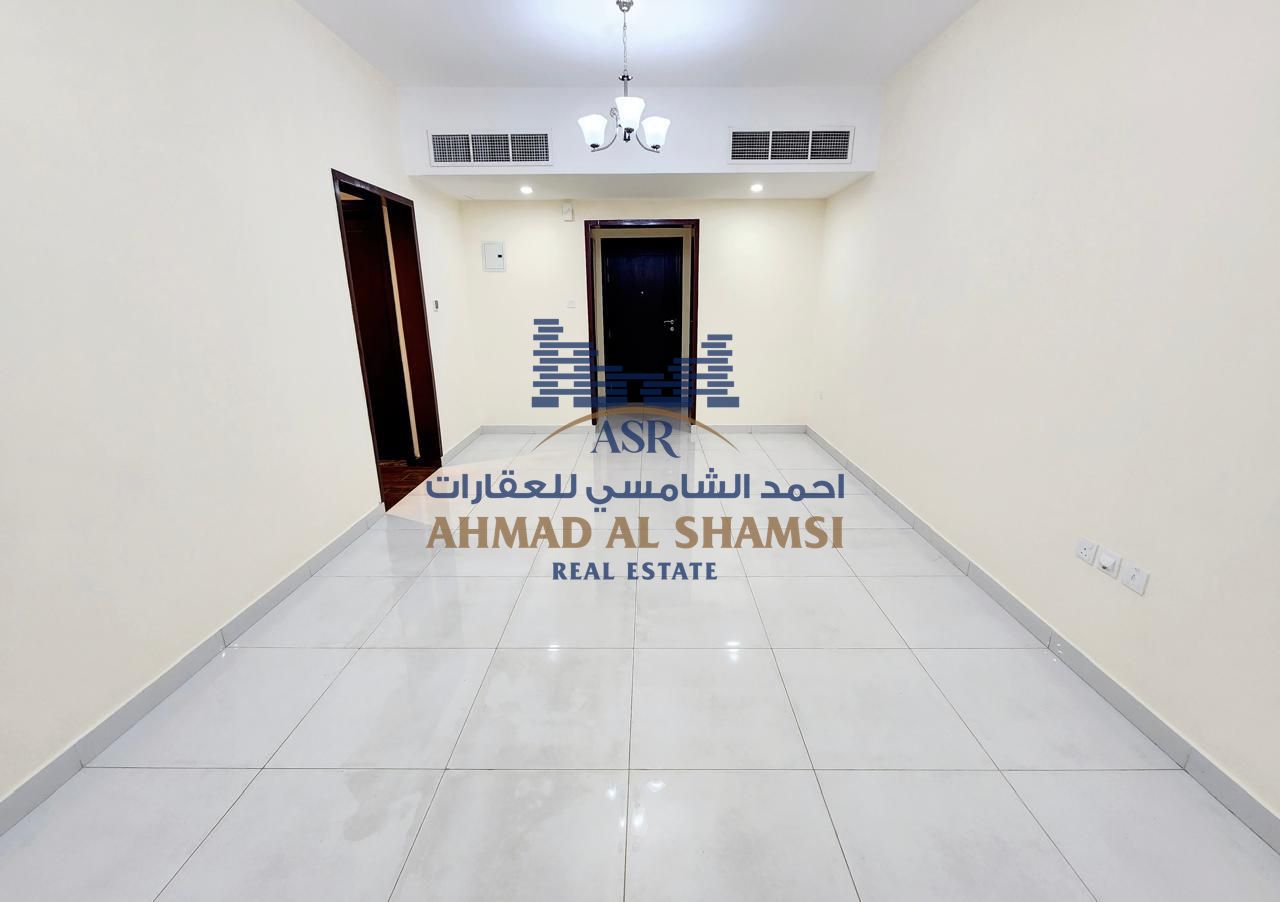 Hot Offer || Luxurious 2BR With 12 Cheques || Parking Free || Premium Location