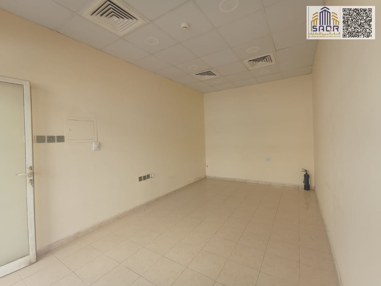 Commercial Shop for Rent at 16,000 AED per Year in a Prime Location Suitable for All Business Activities