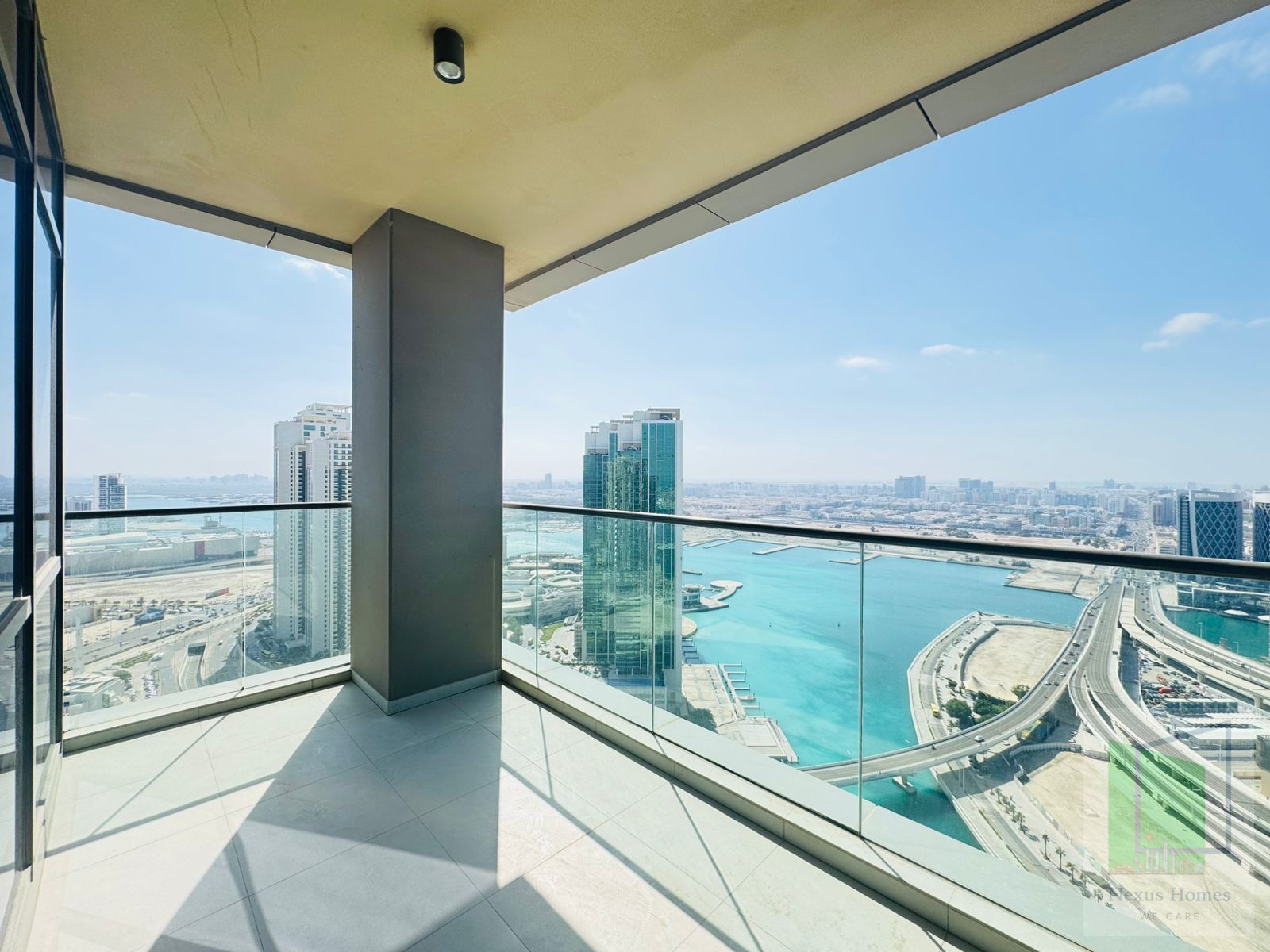 Beautiful SEA VIEW | Balcony | Vaccant | Reem |
