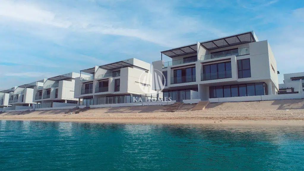 Ready Villa on a Sea Island | Second Row | Freehold | 3-Year Post-Handover Installments