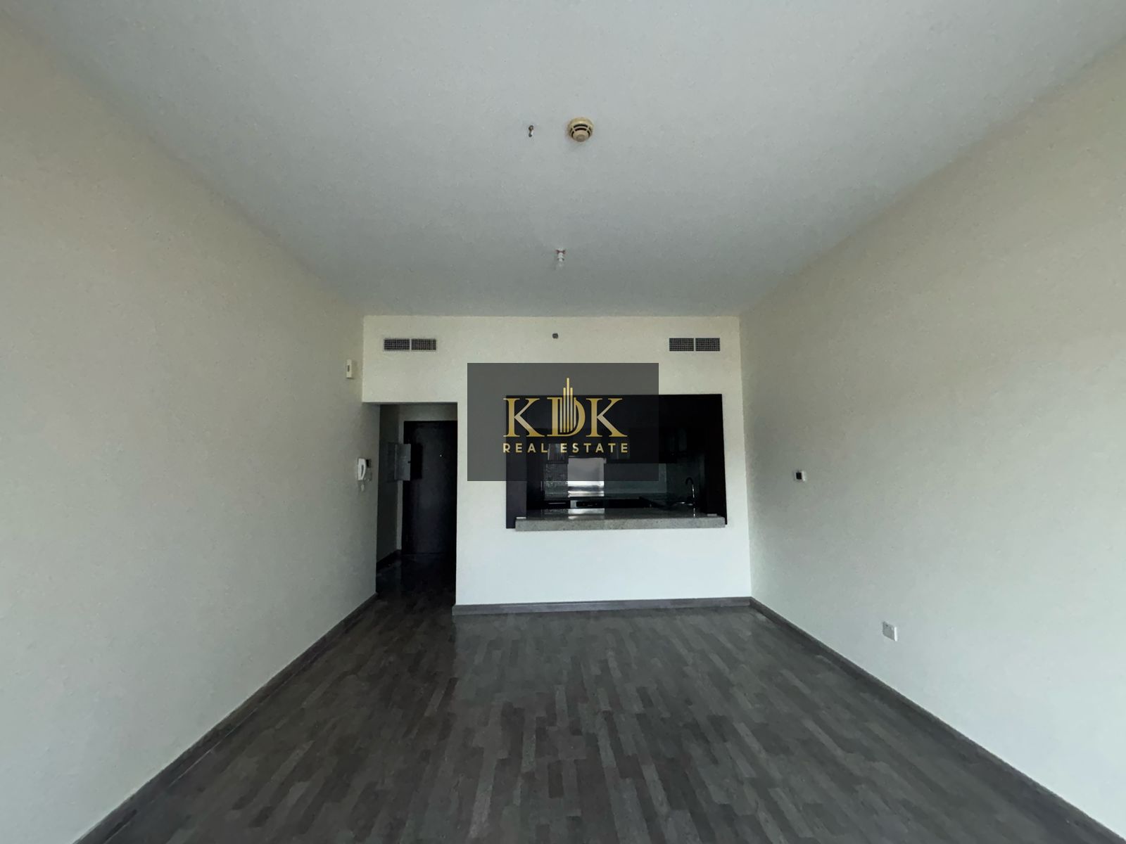 Spacious 1Br | Road Facing | Call Now