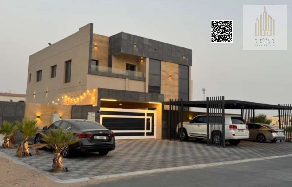 A spacious, custom-finished villa, ready to move in, with water and electricity.