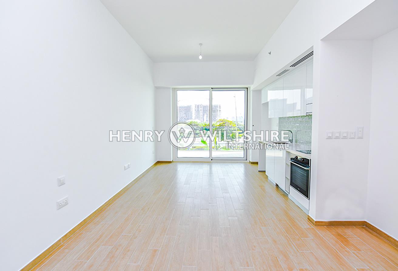 Available soon! Studio in sought after community.
