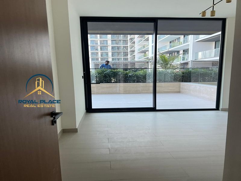 Bright and Stunning | Massive Layout | Vacant Now