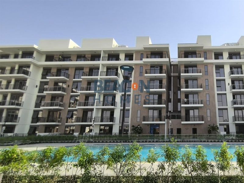 Stylish 1BR Apartment | Pool View | Available March