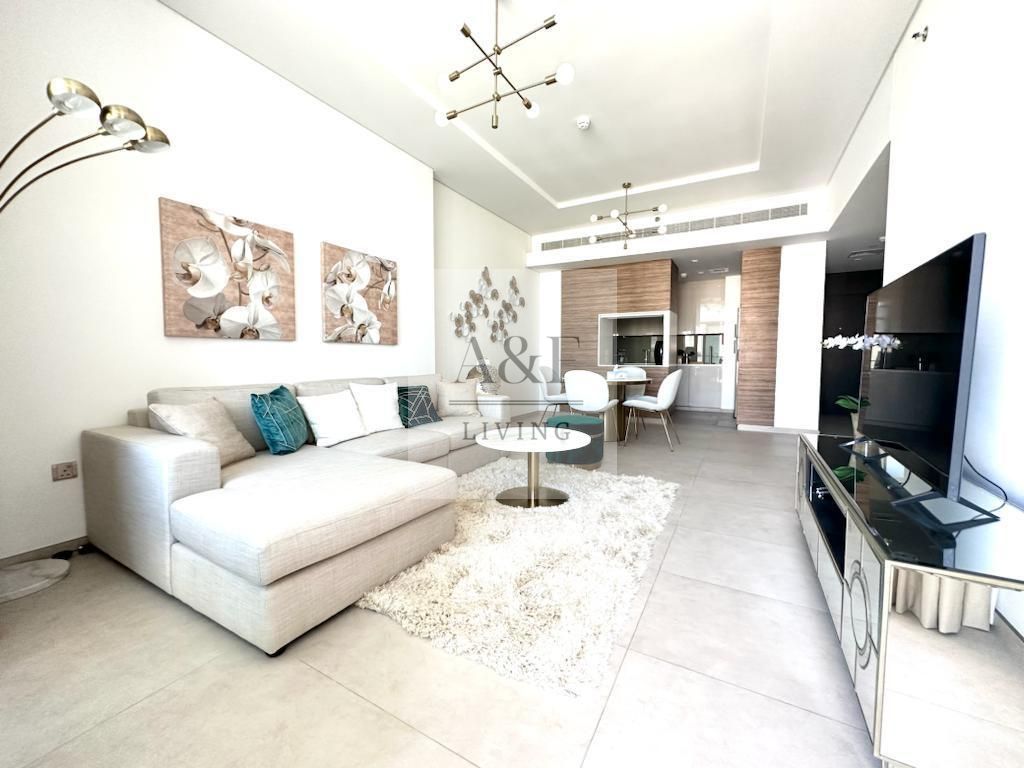 EXCLUSIVE | VACANT | FURNISHED
