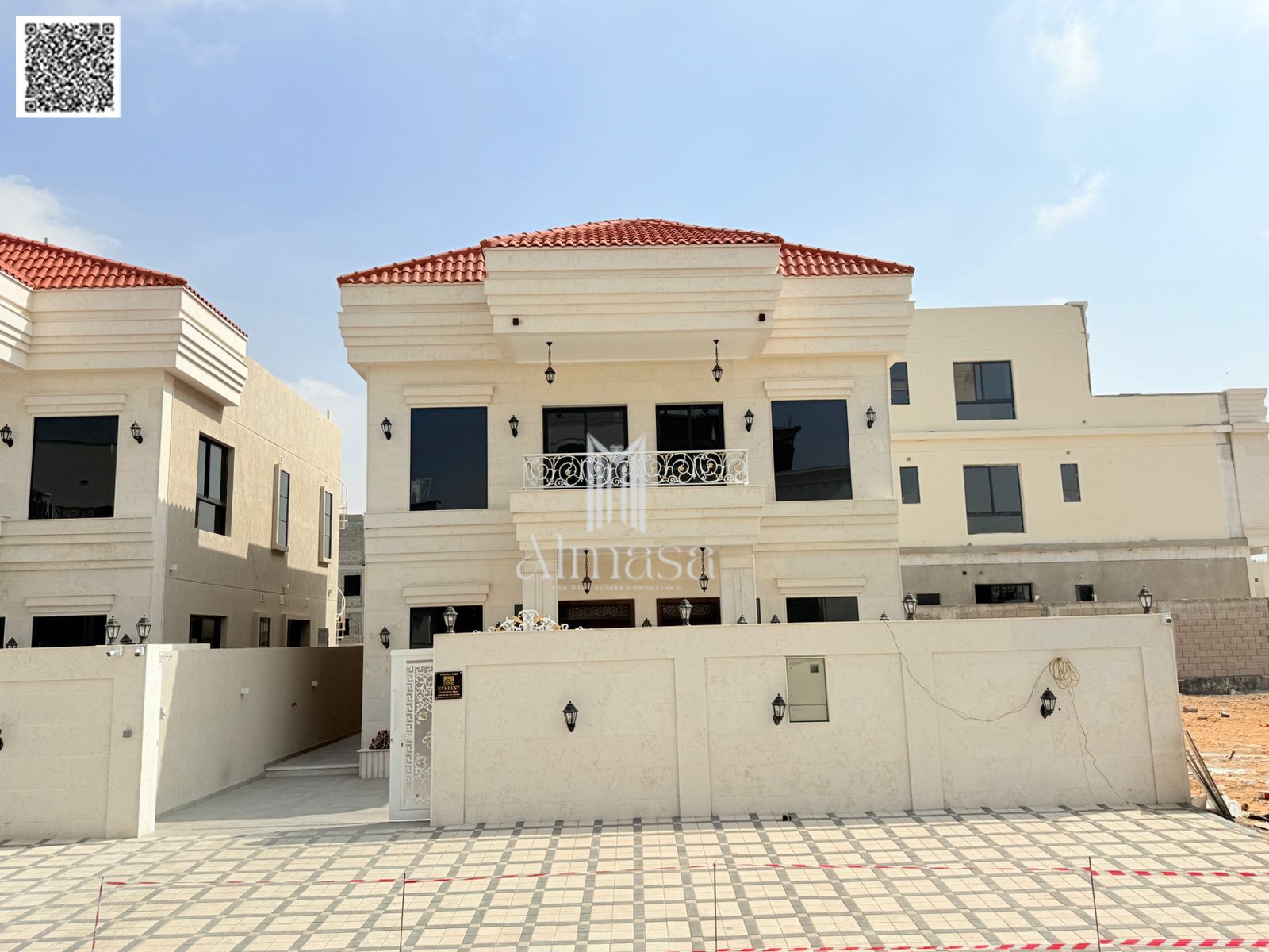 Own your dream villa with a classic design for sale in Al Helio 2 area – Ajman. Excellent location opposite the mosque and close to all services.
