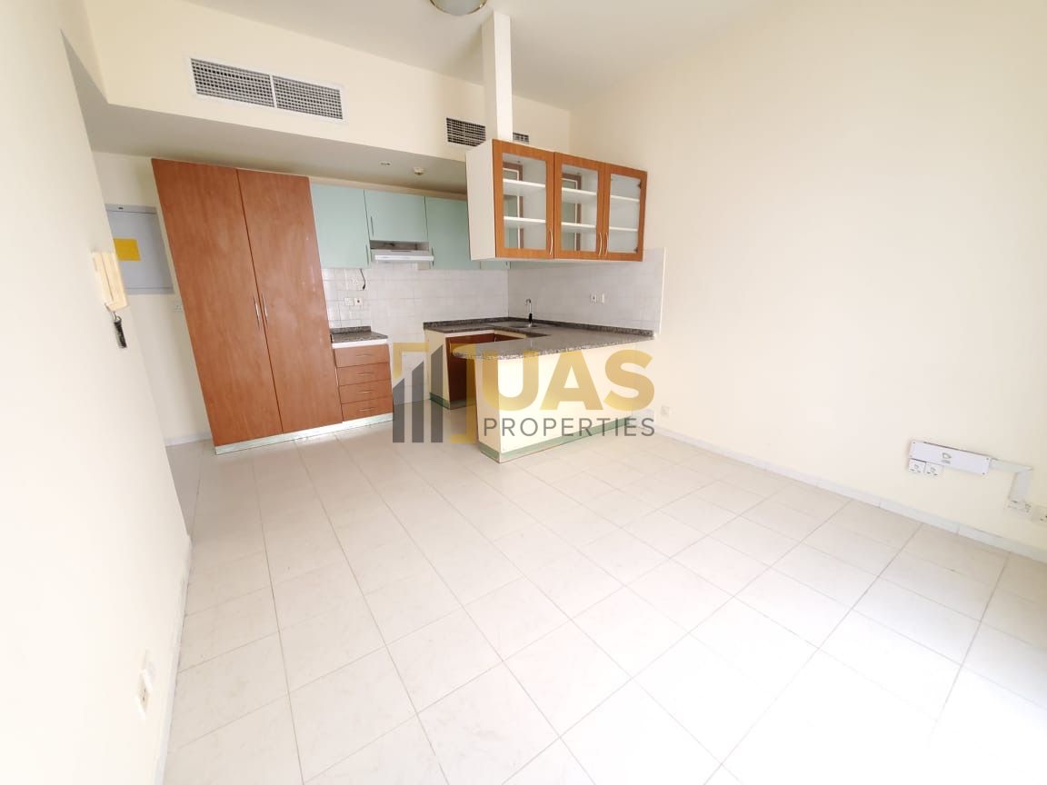 Spacious | Near Metro | Ready to Move