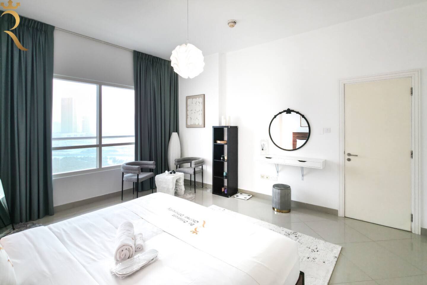 Stylish 1BR | Oceanview Escape Al Reem