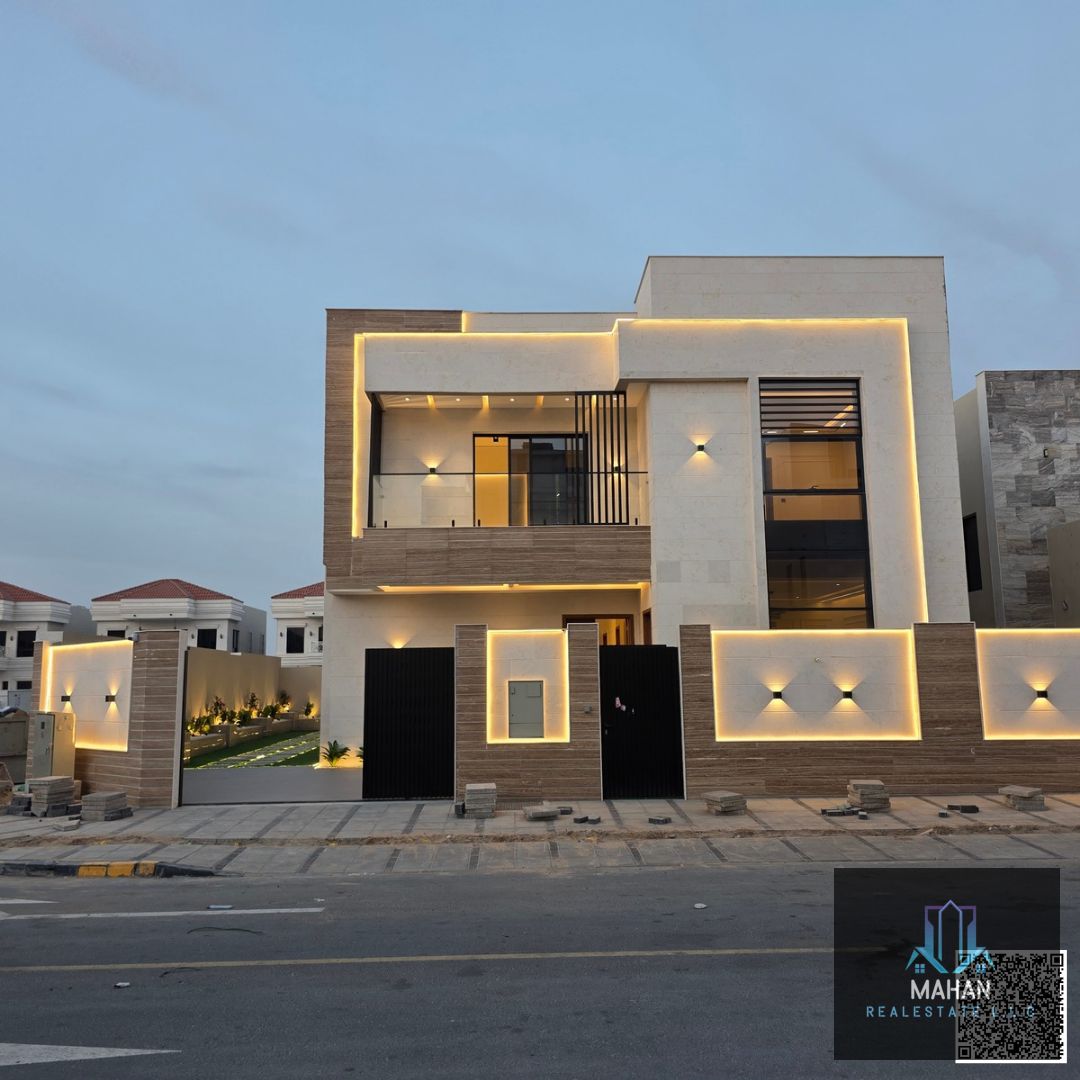 Al zahya Land area 4100 sqft Built up area 4000 sqft 5 bedrooms Maid room Corner villa Including transfer fees Required 2.8M negotiable