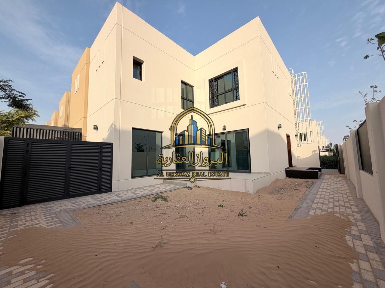 Luxury Spacious 5BHK Corner Villa with Driver Room For Rent in Sustainable City