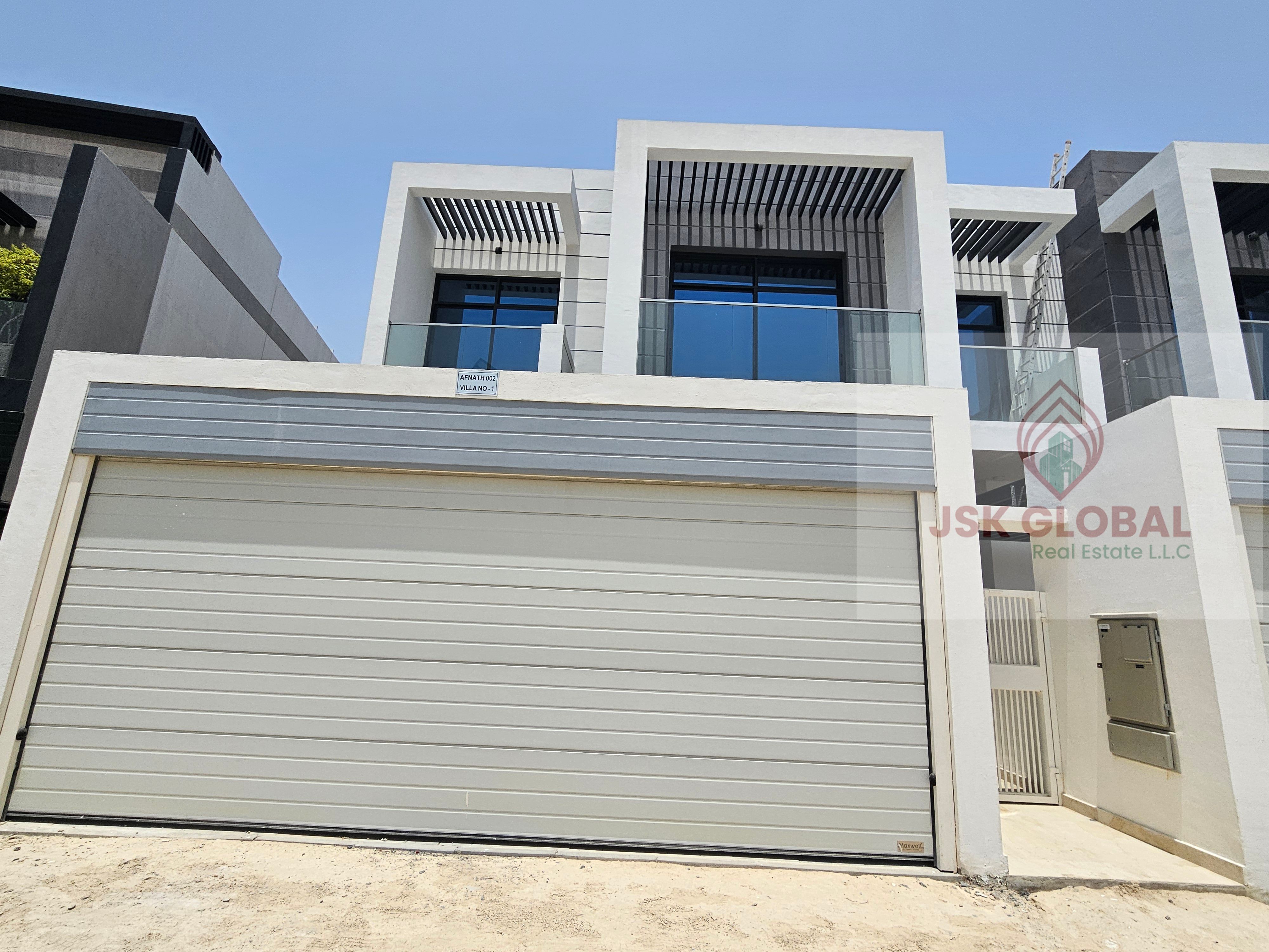 Vaastu | Fitted Kitchen | Bright | Excellent Finishing